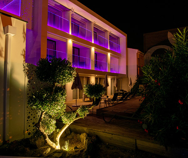 Hotel Eve di notte, Hotel Cap d'Agde